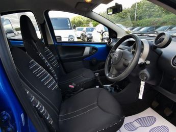 CITROEN C1 1.0i VTR Hatchback 5dr Petrol Manual Euro 5 (68 ps)