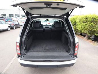 LAND ROVER RANGE ROVER 4.4 SD V8 Vogue SE SUV 5dr Diesel Auto 4WD Euro 5 (339 ps)