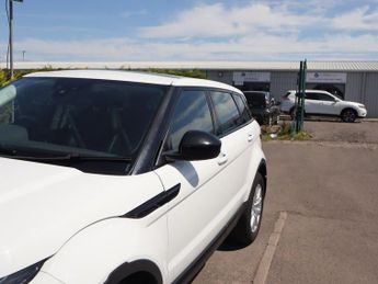 LAND ROVER RANGE ROVER EVOQUE 2.0 TD4 SE Tech SUV 5dr Diesel Auto 4WD Euro 6 (s/s) (180 ps)