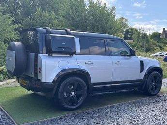 LAND ROVER DEFENDER 2.0 SD4 First Edition SUV 5dr Diesel Auto 4WD Euro 6 (s/s) (240 