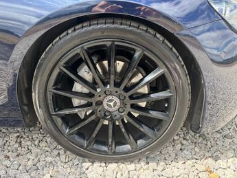 MERCEDES-BENZ E-CLASS 2.0 E220d AMG Line Night Edition (Premium Plus) Saloon 4dr Diese