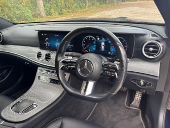 MERCEDES-BENZ E-CLASS 2.0 E220d AMG Line Night Edition (Premium Plus) Saloon 4dr Diese