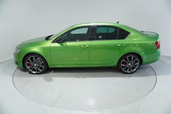 SKODA OCTAVIA 2.0 TFSI vRS Hatchback 5dr Petrol DSG Euro 6 (s/s) (220 ps)