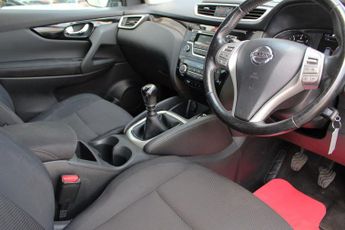 NISSAN QASHQAI 1.2 DIG-T Acenta SUV 5dr Petrol Manual 2WD Euro 6 (s/s) (115 ps)