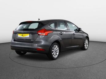 FORD FOCUS 1.0T EcoBoost Titanium Hatchback 5dr Petrol Auto Euro 6 (s/s) (1