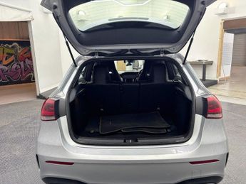 MERCEDES-BENZ A-CLASS 2.0 A200d AMG Line Hatchback 5dr Diesel 8G-DCT Euro 6 (s/s) (150