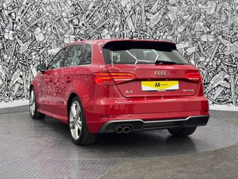 AUDI A3 1.5 TFSI CoD 35 S line Sportback 5dr Petrol S Tronic Euro 6 (s/s
