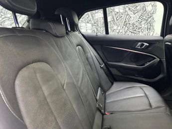 BMW 1 SERIES 1.5 118i M Sport Hatchback 5dr Petrol DCT Euro 6 (s/s) (140 ps)