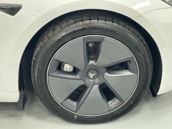 TESLA Model 3 (Dual Motor) Long Range Saloon 4dr Electric Auto 4WDE (346 ps) -