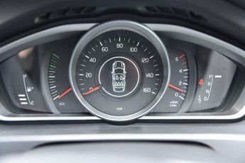 VOLVO V40 2.0 D4 SE Lux Nav Hatchback 5dr Diesel Auto Euro 6 (s/s) (190 ps