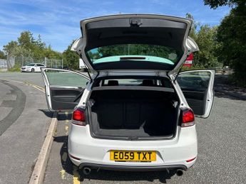 VOLKSWAGEN GOLF 2.0 TSI GTI Hatchback 3dr Petrol DSG Euro 5 (210 ps)-2 Owner Car
