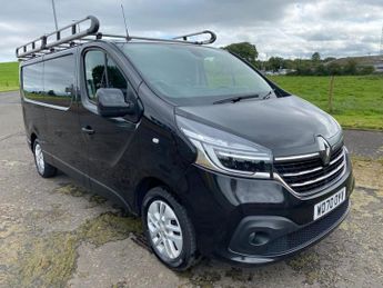 Renault Trafic 2.0 dCi ENERGY 30 Sport NAV Panel Van Diesel LWB Standard Roof E