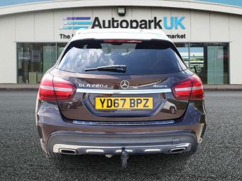 MERCEDES-BENZ 180 2.1 GLA220d AMG Line (Premium) SUV 5dr Diesel 7G-DCT 4MATIC Euro