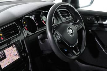 VOLKSWAGEN GOLF 2.0 TDI BlueMotion Tech GT Edition Hatchback 5dr Diesel DSG Euro