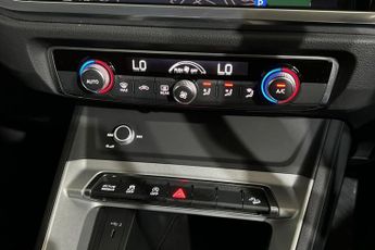 AUDI Q3 2.0 TDI 35 Sport SUV 5dr Diesel S Tronic Euro 6 (s/s) (150 ps) L