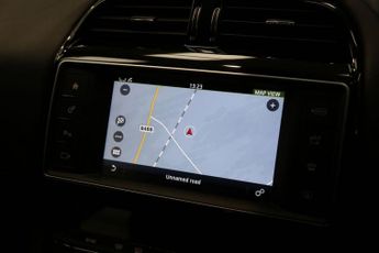 JAGUAR F-PACE 2.0 D180 Portfolio SUV 5dr Diesel Auto AWD Euro 6 (s/s) (180 ps)