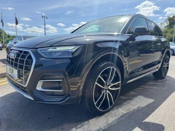 AUDI Q5 2.0 TDI 40 Sport SUV 5dr Diesel S Tronic quattro Euro 6 (s/s) (2