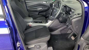 FORD KUGA 1.5T EcoBoost Zetec SUV 5dr Petrol Auto AWD Euro 6 (s/s) (182 ps