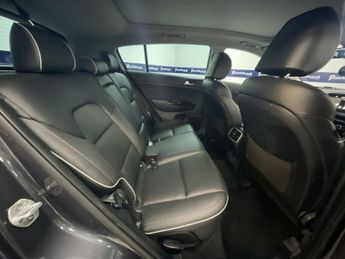 KIA SPORTAGE 1.7 CRDi 3 SUV 5dr Diesel Manual Euro 6 (s/s) (114 bhp)