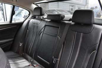 BMW 5 SERIES 2.0i SPORT LINE EDITION 530i AUTOMATIC 4dr  228 BHP | SPORT LINE