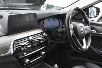 BMW 5 SERIES 2.0i SPORT LINE EDITION 530i AUTOMATIC 4dr  228 BHP | SPORT LINE