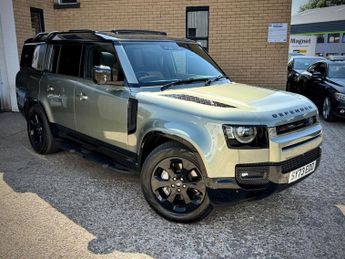 Land Rover Defender 3.0 D300 MHEV X-Dynamic HSE SUV 5dr Diesel Auto 4WD Euro 6 (s/s)