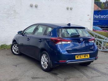 TOYOTA AURIS 1.8 VVT-h Icon Hatchback 5dr Petrol Hybrid CVT Euro 6 (s/s) (Saf