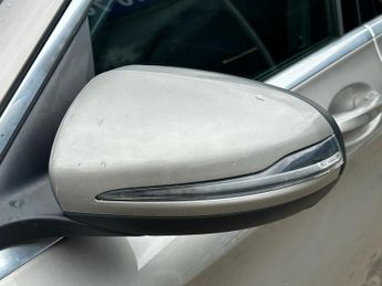 MERCEDES-BENZ C-CLASS 2.0 C220d AMG Line Estate 5dr Diesel G-Tronic+ 4MATIC Euro 6 (s/