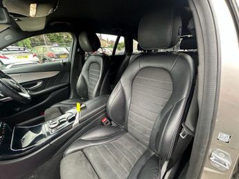 MERCEDES-BENZ C-CLASS 2.0 C220d AMG Line Estate 5dr Diesel G-Tronic+ 4MATIC Euro 6 (s/