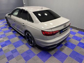 AUDI A4 2.0 TDI 35 Black Edition Saloon 4dr Diesel S Tronic Euro 6 (s/s)