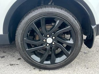 LAND ROVER DISCOVERY SPORT 2.2 SD4 SE Tech SUV 5dr Diesel Auto 4WD Euro 5 (s/s) (190 ps)