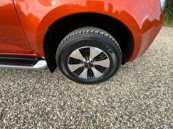 ISUZU D-MAX 1.9 TD DL40 Pickup Double Cab 4dr Diesel Auto 4WD Euro 6 (s/s) (