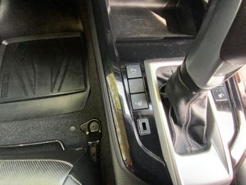 ISUZU D-MAX 1.9 TD DL40 Pickup Double Cab 4dr Diesel Auto 4WD Euro 6 (s/s) (