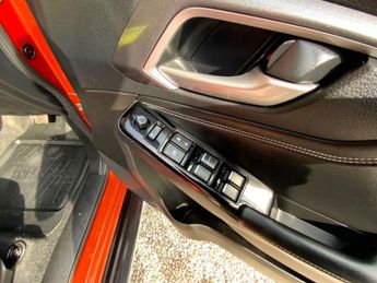 ISUZU D-MAX 1.9 TD DL40 Pickup Double Cab 4dr Diesel Auto 4WD Euro 6 (s/s) (