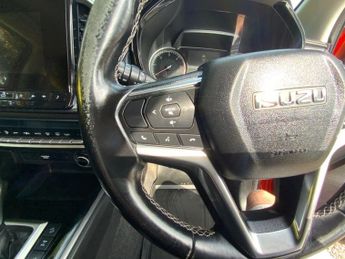 ISUZU D-MAX 1.9 TD DL40 Pickup Double Cab 4dr Diesel Auto 4WD Euro 6 (s/s) (