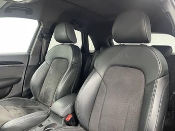 AUDI Q3 2.0 TFSI Black Edition SUV 5dr Petrol S Tronic quattro Euro 6 (s