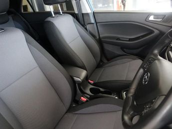 HYUNDAI I20 1.0 T-GDi GPF Premium Nav Hatchback 5dr Petrol DCT Euro 6 (s/s) 
