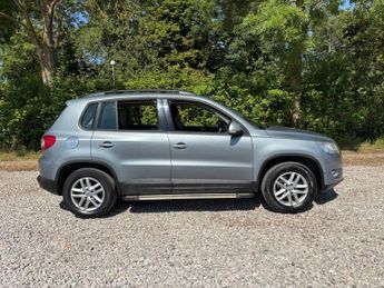 VOLKSWAGEN TIGUAN 2.0 TDI S SUV 5dr Diesel Auto 4WD Euro 4 (140 ps)
