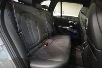 BMW X5 M 4.4i V8 Competition SUV 5dr Petrol Hybrid Steptronic xDrive Euro