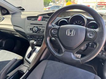 HONDA CIVIC 1.8 i-VTEC ES Hatchback 5dr Petrol Auto Euro 5 (142 ps)