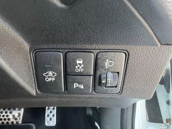 HONDA CIVIC 1.8 i-VTEC ES Hatchback 5dr Petrol Auto Euro 5 (142 ps)