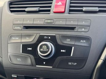 HONDA CIVIC 1.8 i-VTEC ES Hatchback 5dr Petrol Auto Euro 5 (142 ps)