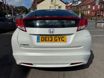 HONDA CIVIC 1.8 i-VTEC ES Hatchback 5dr Petrol Auto Euro 5 (142 ps)