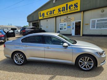 Volkswagen Passat 2.0 TDI BlueMotion Tech GT Saloon 4dr Diesel DSG Euro 6 (s/s) (1