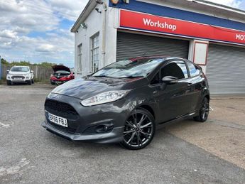 Ford Fiesta 1.0T EcoBoost ST-Line Hatchback 3dr Petrol Manual Euro 6 (s/s) (