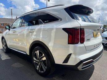 KIA SORENTO 2.2 CRDi 3 SUV 5dr Diesel DCT AWD Euro 6 (s/s) (199 bhp) * HUGE 
