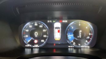 VOLVO S90 2.0 D4 R-Design Saloon 4dr Diesel Auto Euro 6 (s/s) (190 ps)