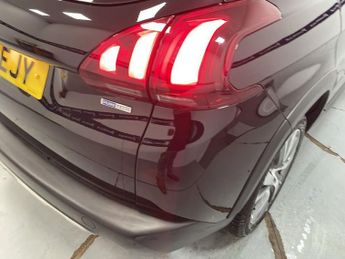 PEUGEOT 2008 1.2 PureTech Allure SUV 5dr Petrol Manual Euro 6 (s/s) (110 ps) 