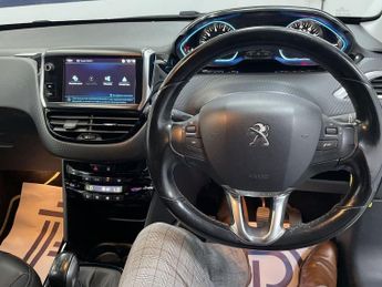 PEUGEOT 2008 1.2 PureTech Allure SUV 5dr Petrol Manual Euro 6 (s/s) (110 ps) 