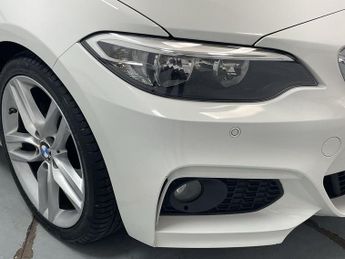 BMW 2 SERIES 2.0 220d M Sport Convertible 2dr Diesel Auto Euro 6 (s/s) (190 p